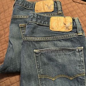 2 pair bundle of 32 x 34 American Eagle Outfitters jeans